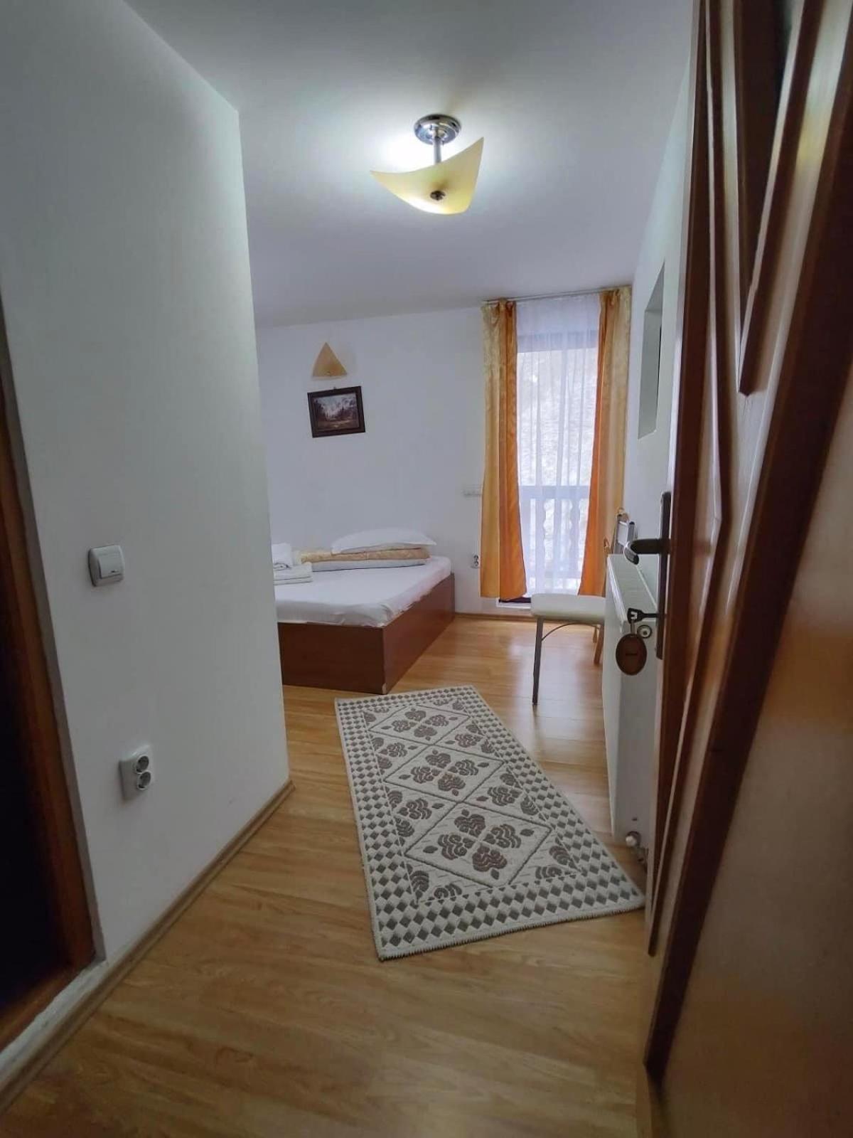 Casa Maria Moieciu C Hotel Moeciu De Sus Bagian luar foto